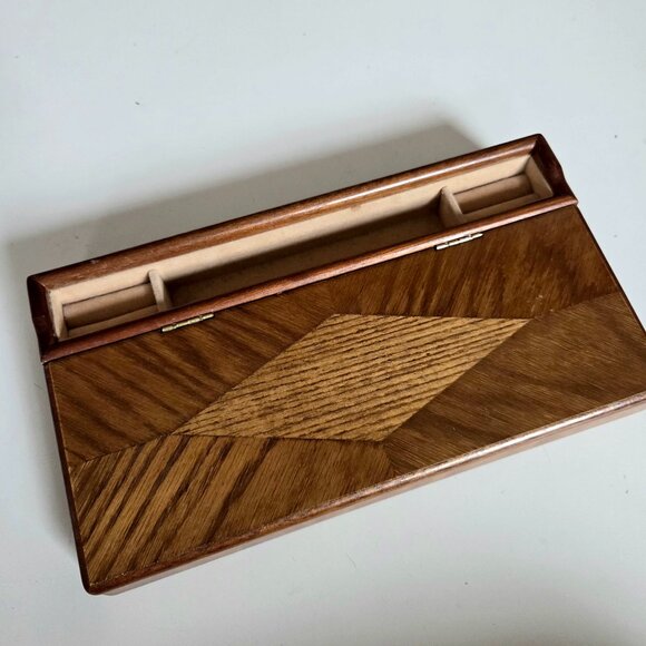 Vintage Men's Jewelry Box Chest. - Picture 1 of 8